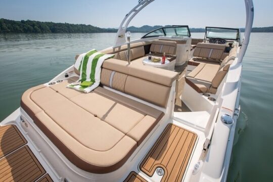 Private escape to discover Cannes & Lerins islands from the sea